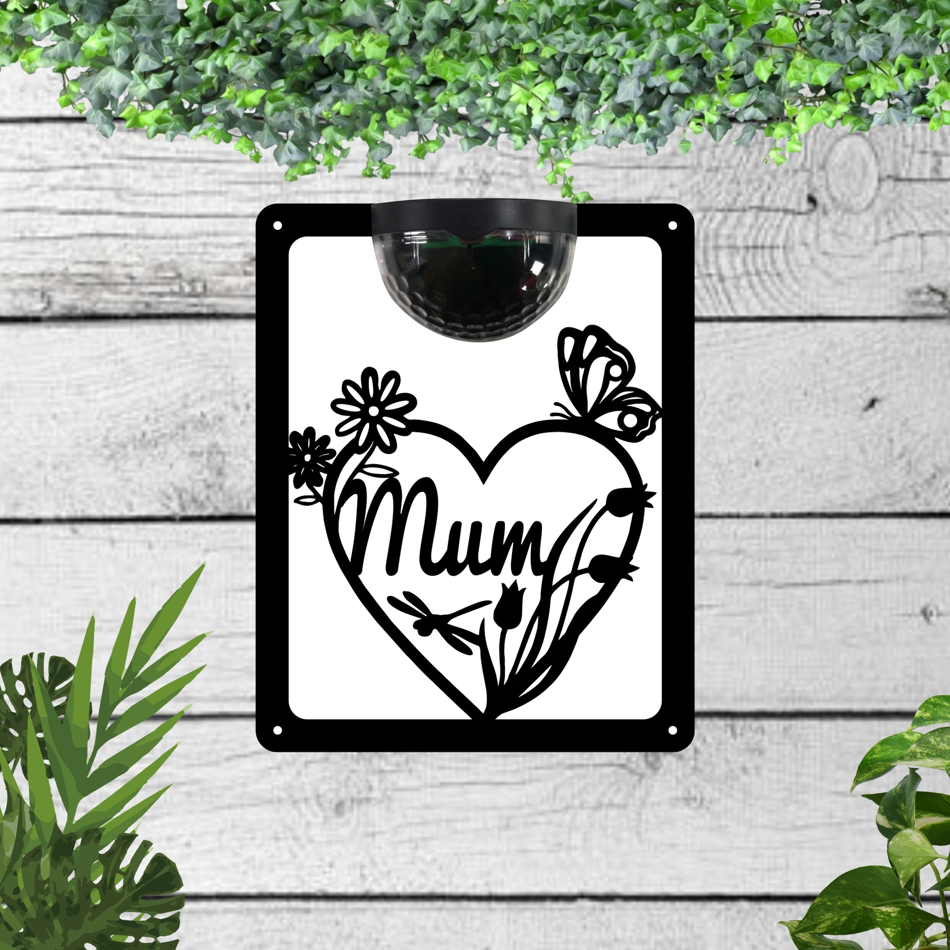Garden Solar Light Wall Plaque with Mum In a Heart | John Alans